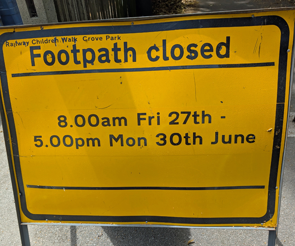 CR3 Rly Children Walk closure